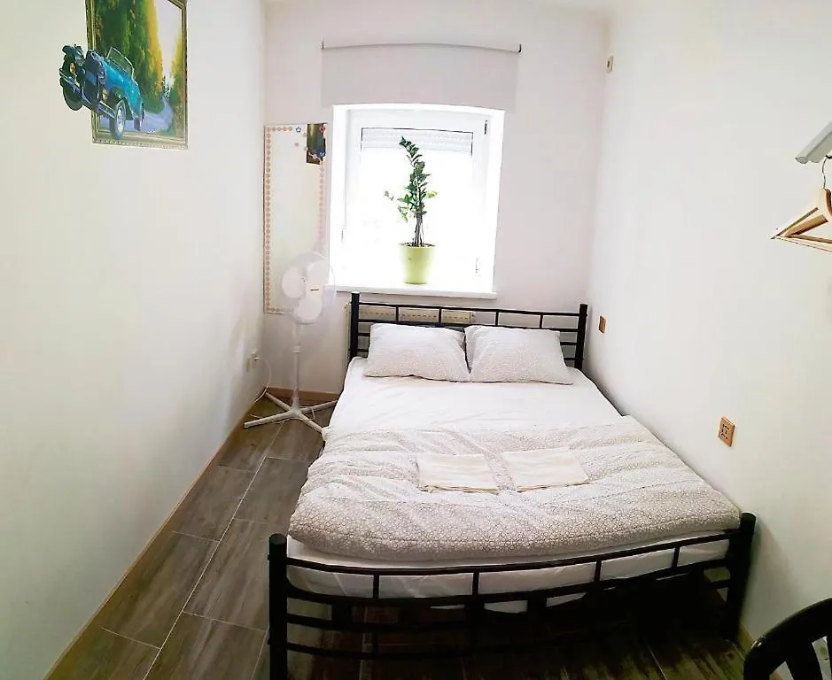 Smart Mini Hotel Vienna 0*,
